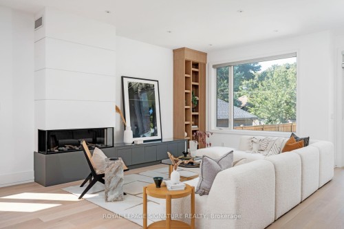 34 Edgecroft Road, Toronto, ON 