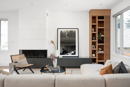 34 Edgecroft Road, Toronto, ON 
