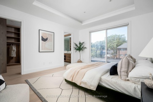34 Edgecroft Road, Toronto, ON 