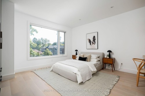 34 Edgecroft Road, Toronto, ON 