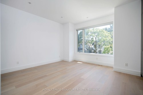 34 Edgecroft Road, Toronto, ON 