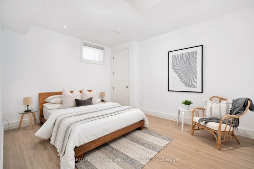 34 Edgecroft Road, Toronto, ON 