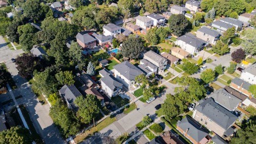 34 Edgecroft Road, Toronto, ON 