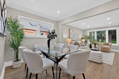 24 Glenshaw Crescent, Toronto, ON 