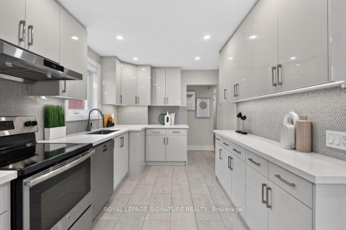 24 Glenshaw Crescent, Toronto, ON 