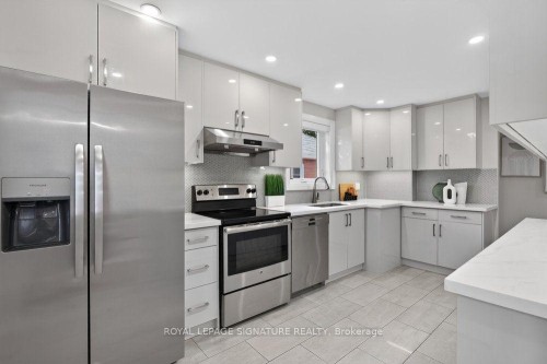 24 Glenshaw Crescent, Toronto, ON 