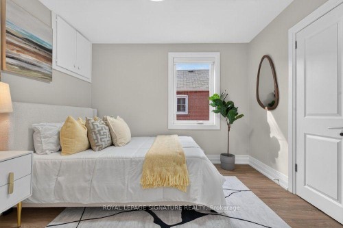 24 Glenshaw Crescent, Toronto, ON 