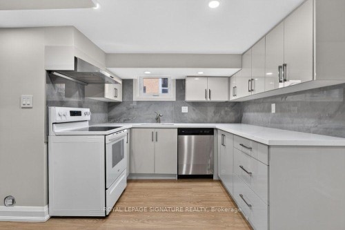 24 Glenshaw Crescent, Toronto, ON 