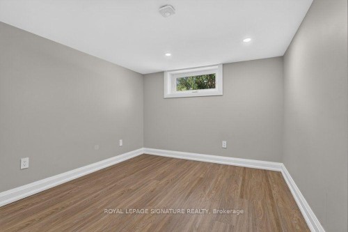 24 Glenshaw Crescent, Toronto, ON 
