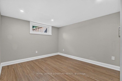 24 Glenshaw Crescent, Toronto, ON 