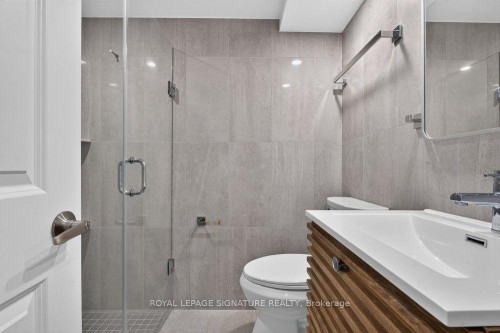 24 Glenshaw Crescent, Toronto, ON 