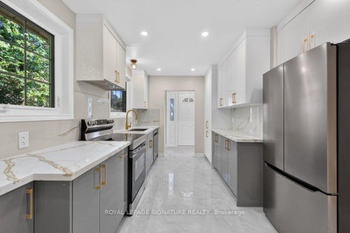 16 Earswick Drive, Toronto, ON 