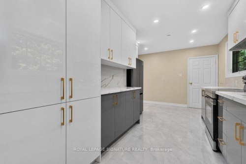 16 Earswick Drive, Toronto, ON 