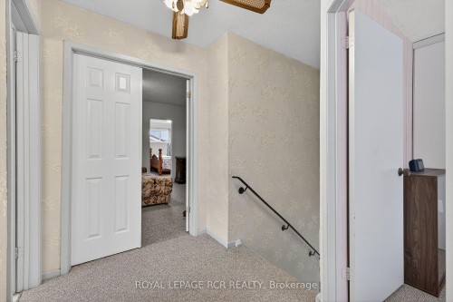 856 Magnolia Avenue, Newmarket, ON 