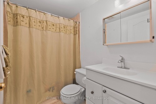 856 Magnolia Avenue, Newmarket, ON 