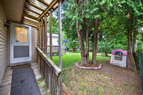 856 Magnolia Avenue, Newmarket, ON 