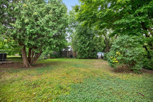 856 Magnolia Avenue, Newmarket, ON 