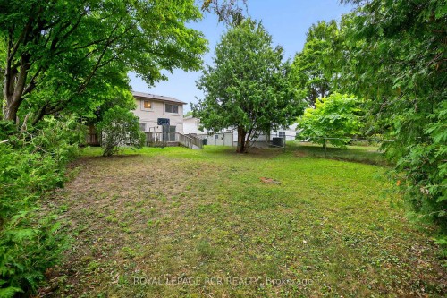 856 Magnolia Avenue, Newmarket, ON 