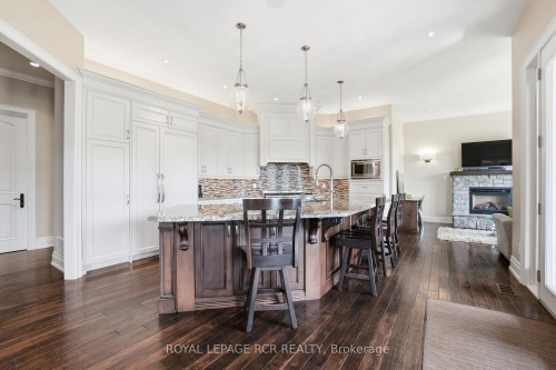 7 Proctor Avenue, Caledon, ON 
