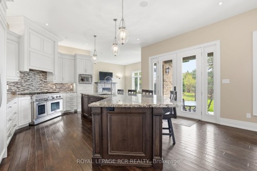 7 Proctor Avenue, Caledon, ON 