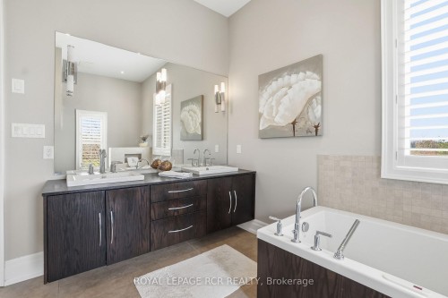 7 Proctor Avenue, Caledon, ON 