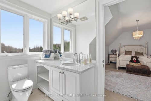 7 Proctor Avenue, Caledon, ON 