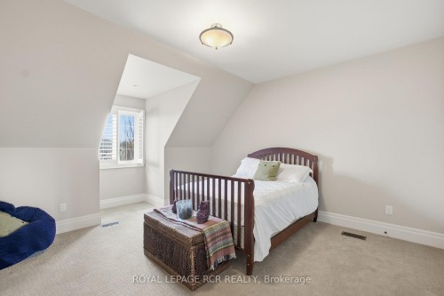 7 Proctor Avenue, Caledon, ON 