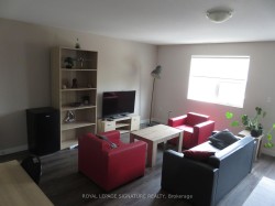 216-288 Albert Street Waterloo, ON N2L 3T8