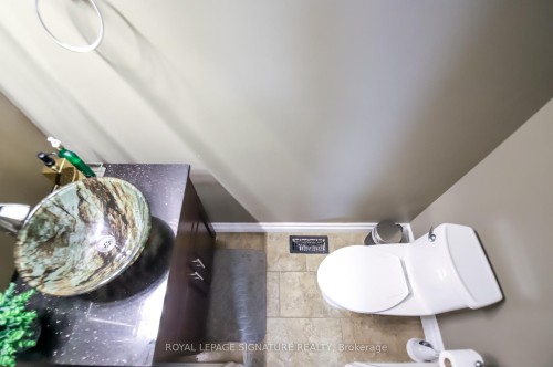 4 Upland Drive, Whitby, ON 