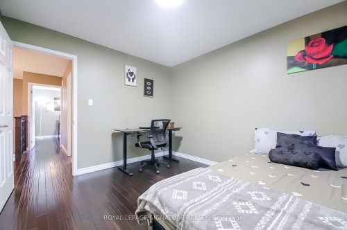 4 Upland Drive, Whitby, ON 