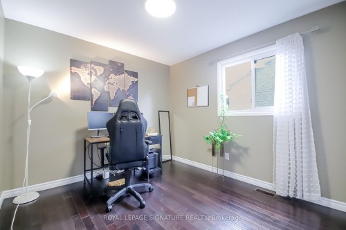 4 Upland Drive, Whitby, ON 