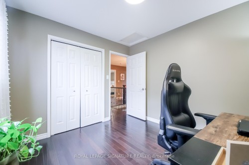 4 Upland Drive, Whitby, ON 