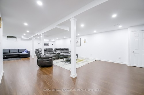 4 Upland Drive, Whitby, ON 