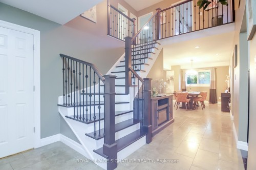 4 Upland Drive, Whitby, ON 