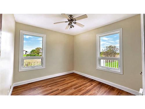 275 Rue Acadie, Grande-Anse, NB 