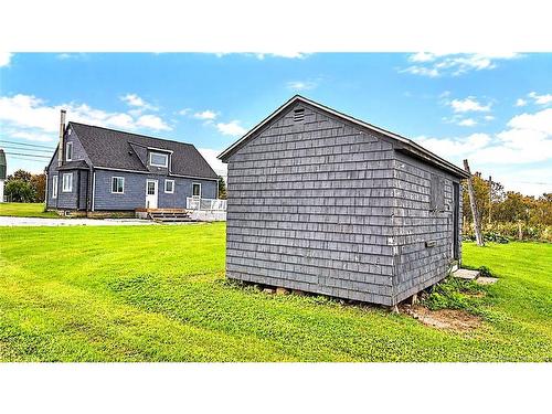 275 Rue Acadie, Grande-Anse, NB 