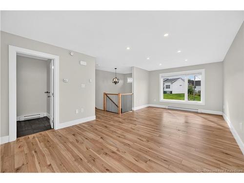 28 De La Colline St, Dieppe, NB 