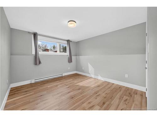 28 De La Colline St, Dieppe, NB 