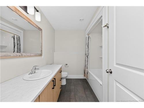 28 De La Colline St, Dieppe, NB 