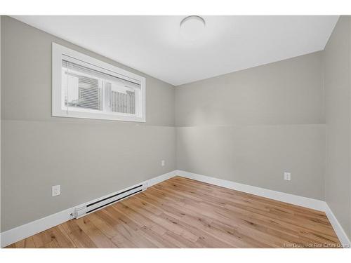 28 De La Colline St, Dieppe, NB 