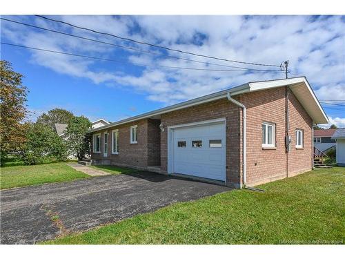 140 Des Saules St, Shippagan, NB 