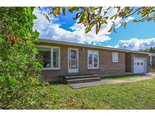 140 Des Saules St, Shippagan, NB 