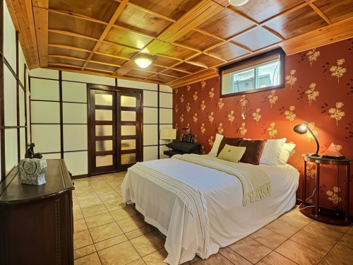 Bedroom - 9 Rue Maude, Saint-Placide, QC 