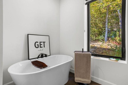 Salle de bains - 10 Av. D'Anjou, Estérel, QC 