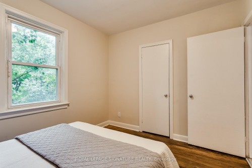 32 Wigan Crescent, Toronto, ON 