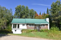 64 Rue de la Chute-Rouge Sainte-Marguerite-Du-Lac-Masson, QC J0T 1L0