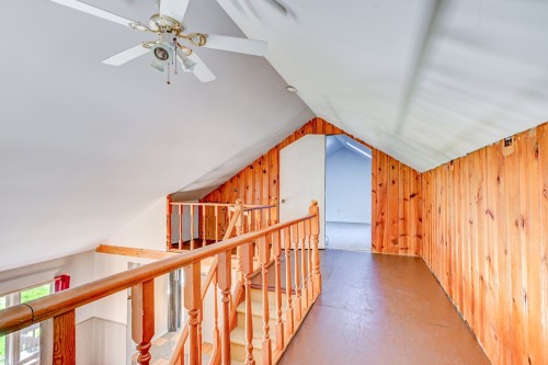 Mezzanine - 64 Rue De La Chute-Rouge, Sainte-Marguerite-Du-Lac-Masson, QC 