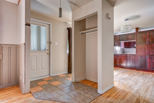 Hall d'entrée/Vestibule - 64 Rue De La Chute-Rouge, Sainte-Marguerite-Du-Lac-Masson, QC 