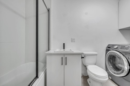 Salle de bains - 390  - 394 Rue Franklin, Québec (La Cité-Limoilou), QC 