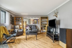Salon - 
